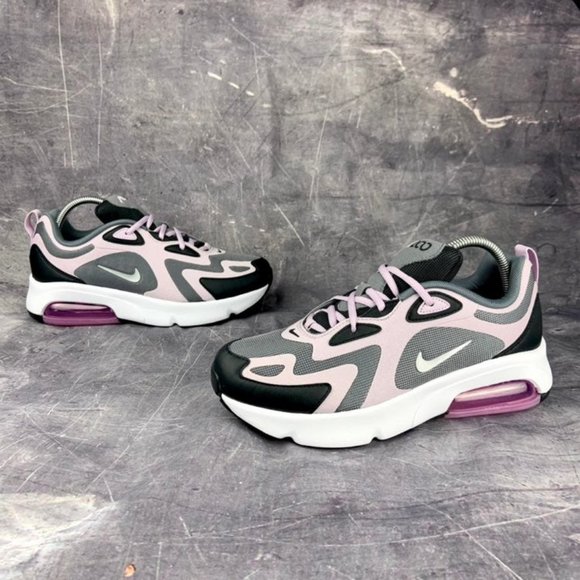 Nike Air Max 200 Lilac Grey Girls size 7Y, 8.5 womens gym work out athl…